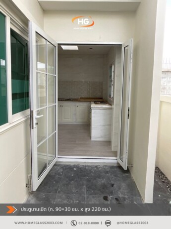 ประตูบานเปิดพับข้าง